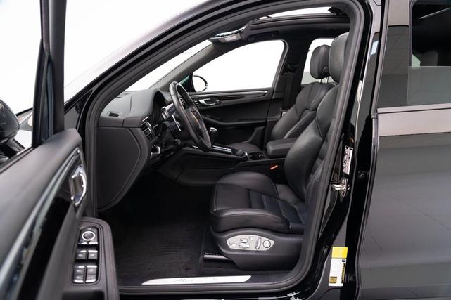 Photo of 2023 Black Porsche Macan
