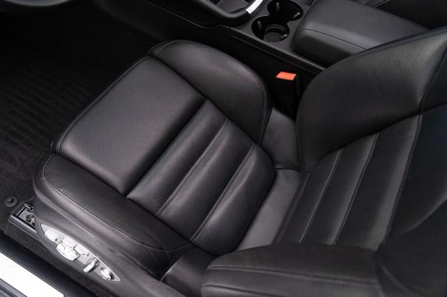 Photo of 2023 Black Porsche Macan