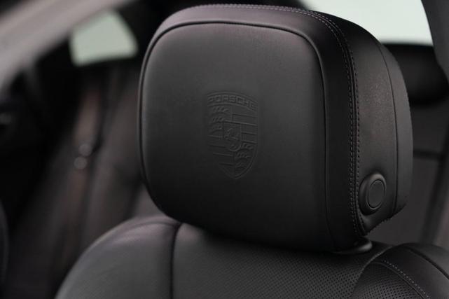 Photo of 2023 Black Porsche Macan