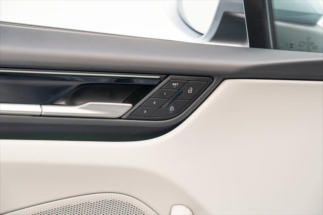 Photo of 2024 Dolomite Silver Metallic Porsche Macan
