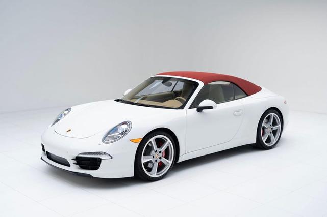 Photo of 2013 White Porsche 911