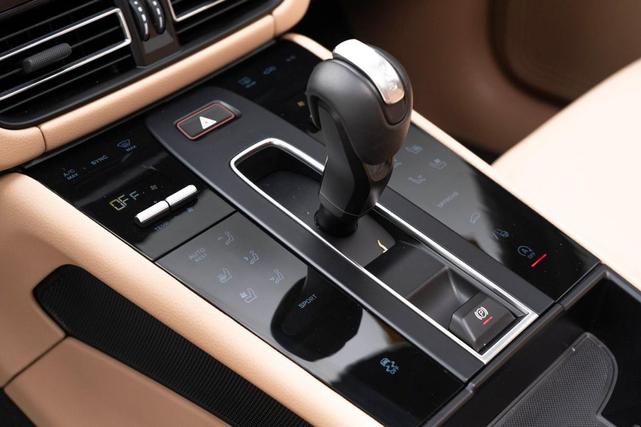 Photo of 2025 Copper Ruby Metallic Porsche Macan