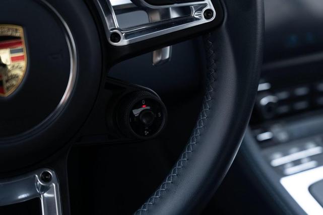 Photo of 2024 White Porsche 718 Cayman