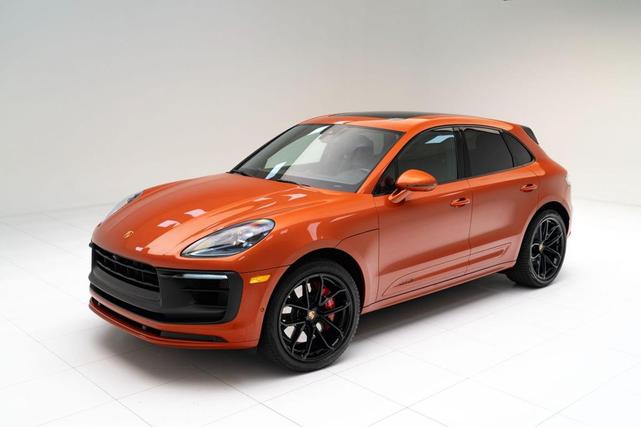 Photo of 2022 Papaya Metallic Porsche Macan
