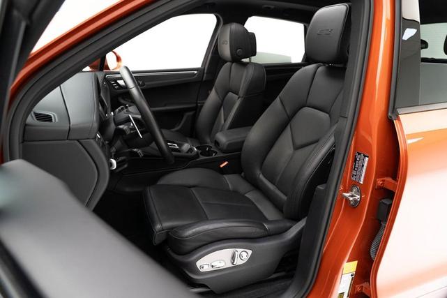 Photo of 2022 Papaya Metallic Porsche Macan