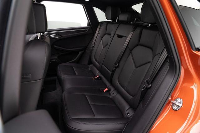 Photo of 2022 Papaya Metallic Porsche Macan