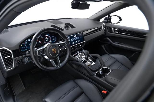 Photo of 2021 Black Porsche Cayenne