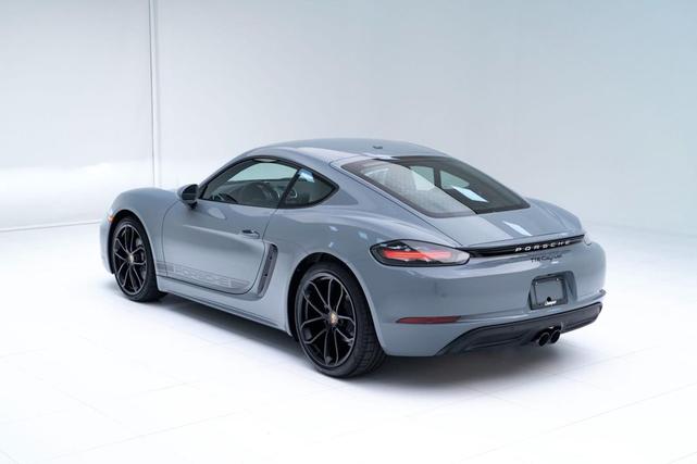 Photo of 2025 Arctic Grey Porsche 718 Cayman