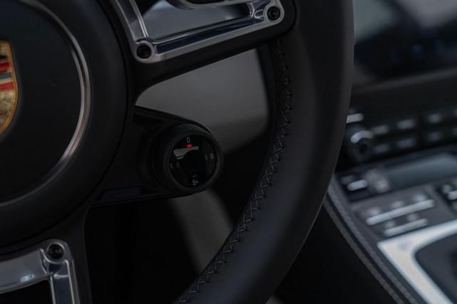 Photo of 2025 Arctic Grey Porsche 718 Cayman