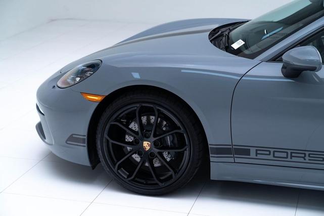 Photo of 2025 Arctic Grey Porsche 718 Cayman