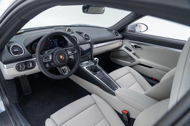 Photo of 2025 Arctic Grey Porsche 718 Cayman