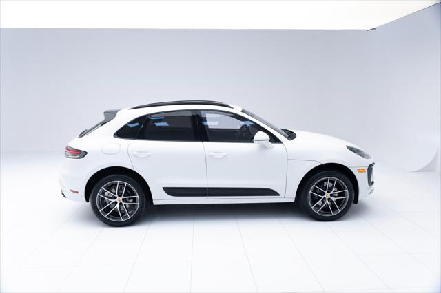 Photo of 2024 White Porsche Macan