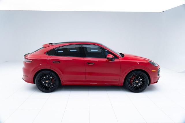 Photo of 2022 Carmine Red Porsche Cayenne