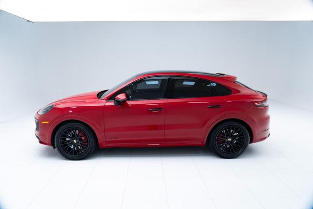 Photo of 2022 Carmine Red Porsche Cayenne