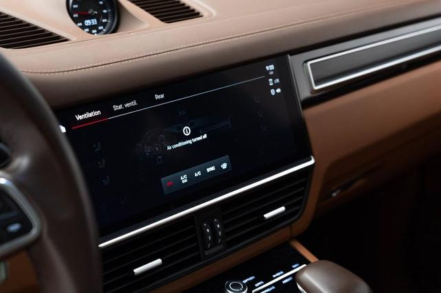 Photo of 2022 Carmine Red Porsche Cayenne