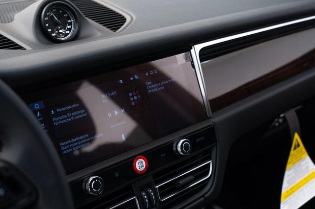 Photo of 2025 Copper Ruby Metallic Porsche Macan