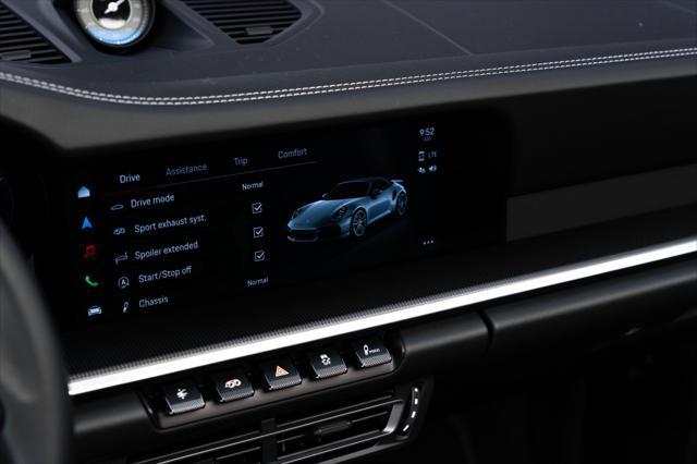 Photo of 2022 Black Porsche 911
