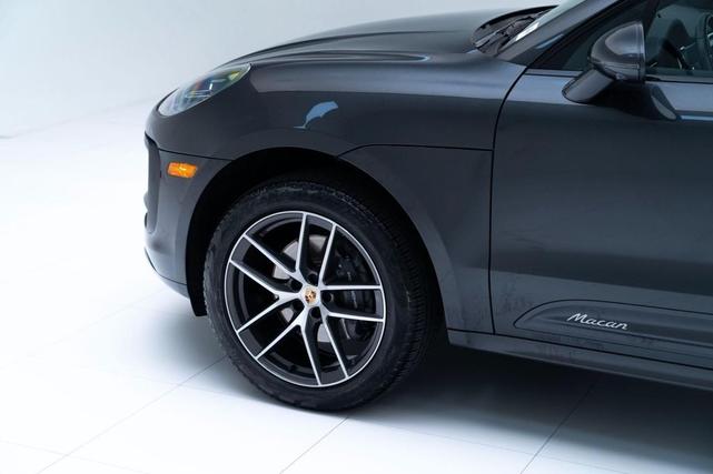 Photo of 2025 Volcano Grey Metallic Porsche Macan