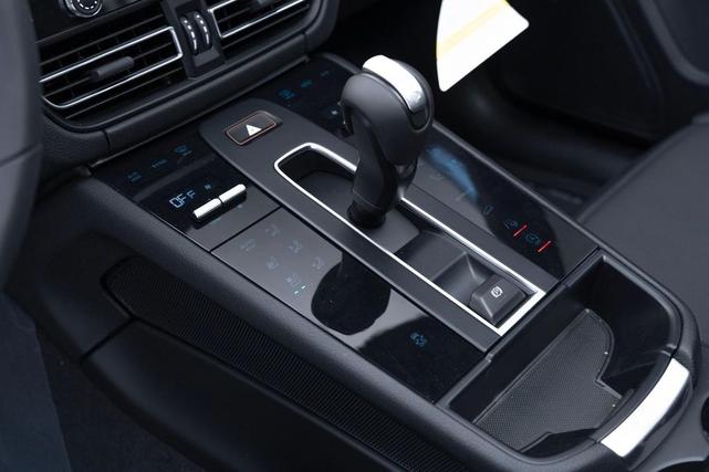 Photo of 2025 Volcano Grey Metallic Porsche Macan