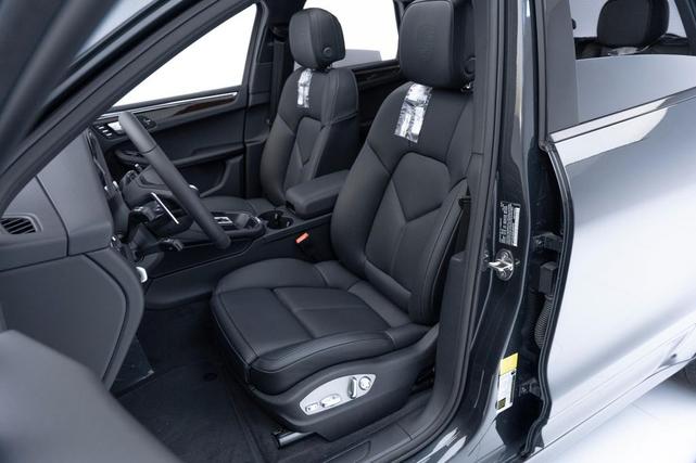 Photo of 2025 Volcano Grey Metallic Porsche Macan