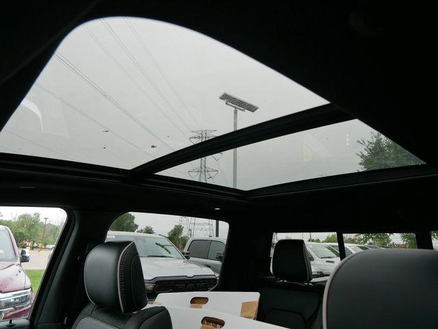 Photo of 2025 Diamond Black Crystal Pearlcoat RAM 1500