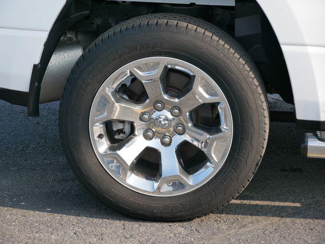 Photo of 2022 Bright White Clearcoat RAM 1500