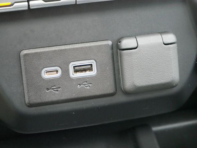Photo of 2023 Onyx Black GMC Sierra 2500