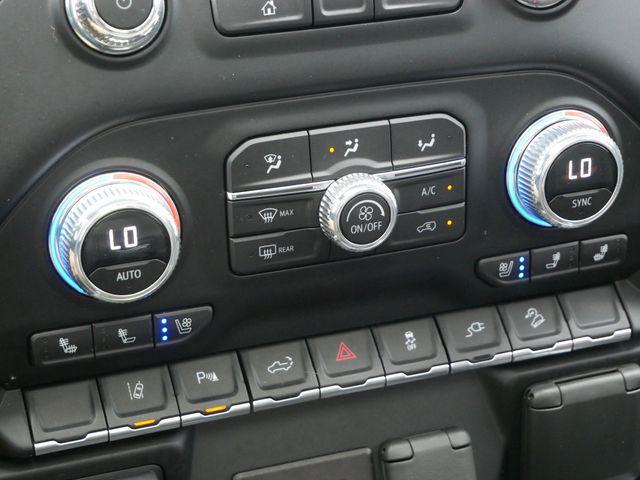 Photo of 2023 Onyx Black GMC Sierra 2500