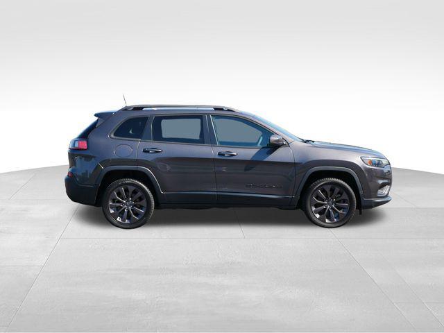 Photo of 2021 Granite Crystal Metallic Clearcoat Jeep Cherokee