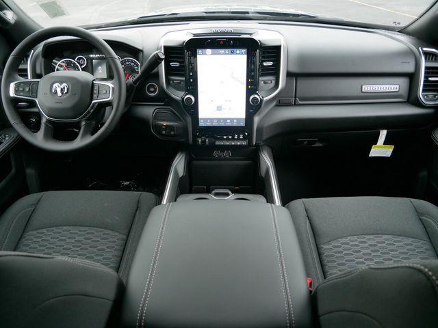 Photo of 2025 Granite Crystal Metallic Clearcoat RAM 2500