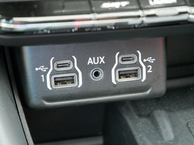 Photo of 2024 DB Black Crystal Clearcoat Dodge Durango