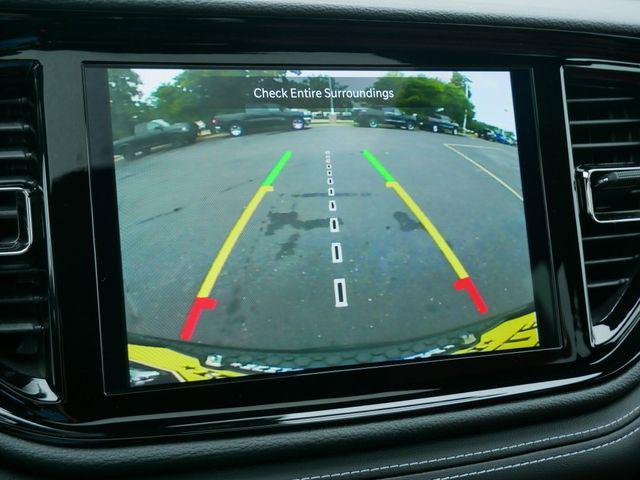 Photo of 2024 DB Black Crystal Clearcoat Dodge Durango