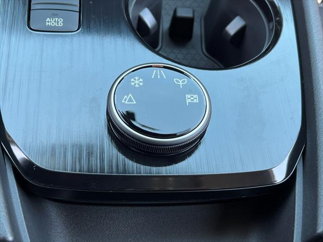 Photo of 2025 Gun Metallic Nissan Rogue