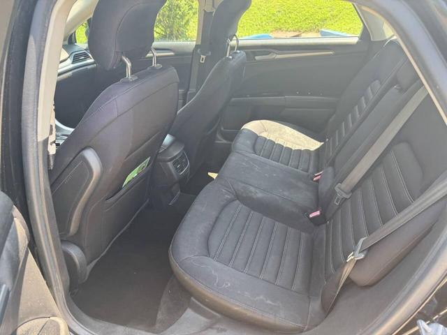 Photo of 2013 Tuxedo Black Metallic Ford Fusion