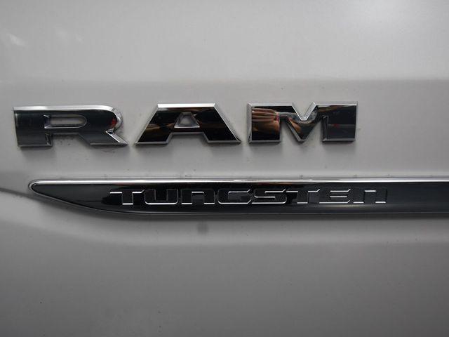 Photo of 2025 Ivory White RAM 1500
