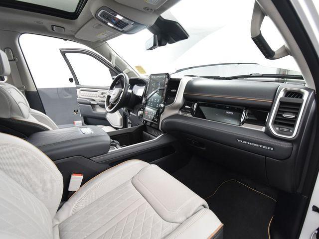 Photo of 2025 Ivory White RAM 1500