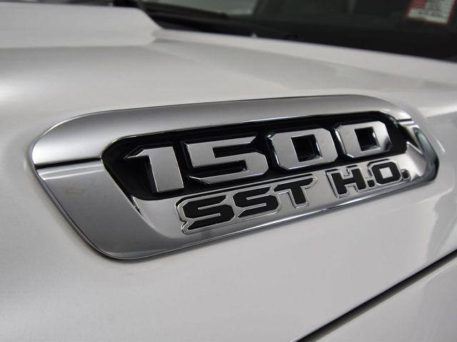 Photo of 2025 Ivory White RAM 1500
