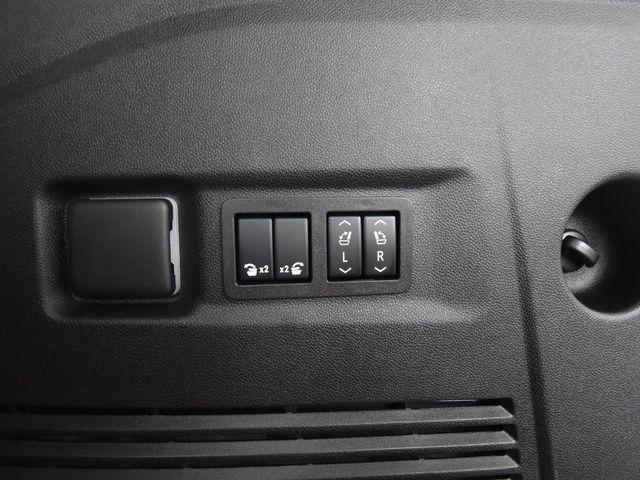 Photo of 2024 Sterling Gray Metallic Chevrolet Suburban