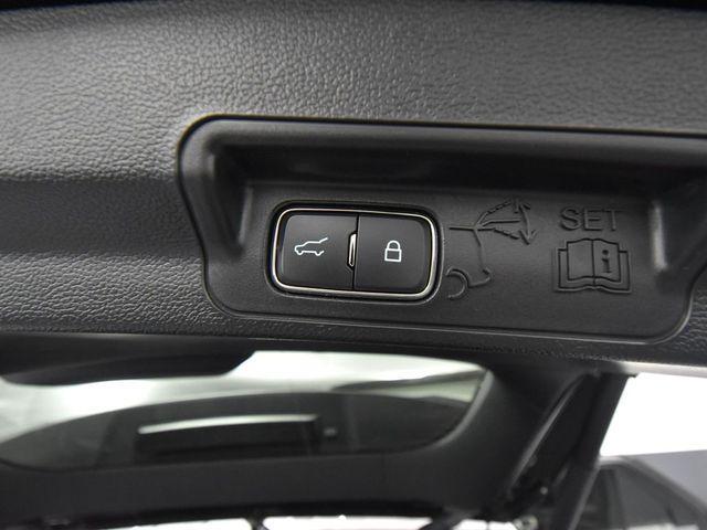 Photo of 2024 Agate Black Metallic Ford Explorer