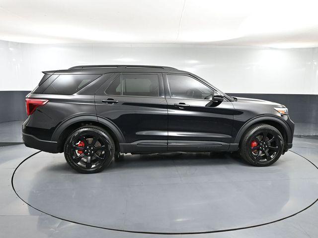 Photo of 2024 Agate Black Metallic Ford Explorer