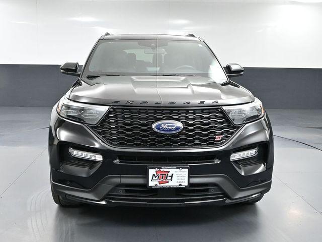Photo of 2024 Agate Black Metallic Ford Explorer