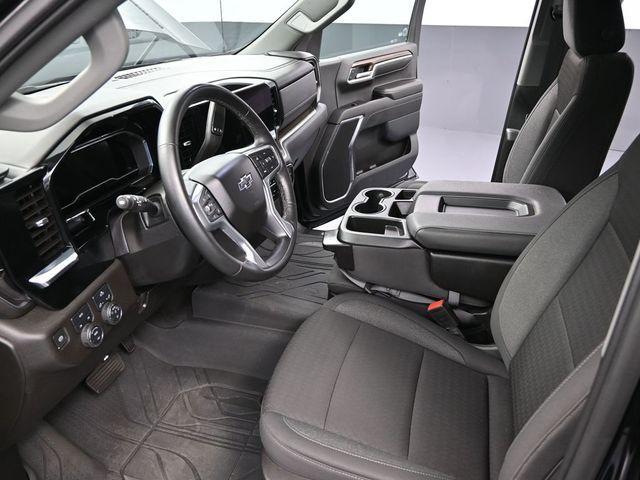 Photo of 2024 Black Chevrolet Silverado 1500