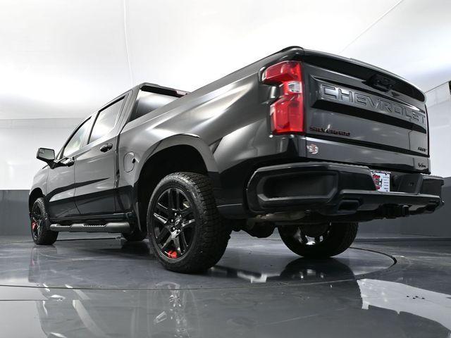 Photo of 2024 Black Chevrolet Silverado 1500
