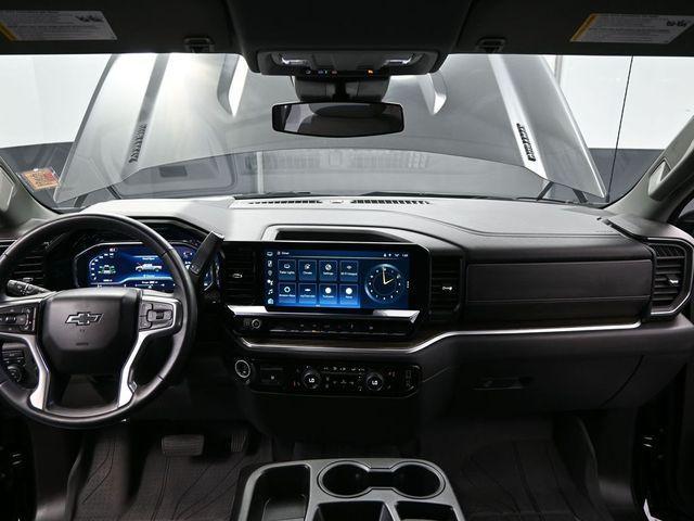 Photo of 2024 Black Chevrolet Silverado 1500