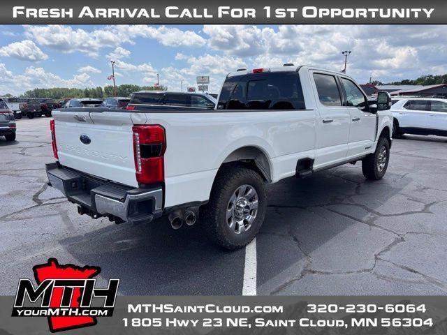 Photo of 2023 Star White Ford F-350