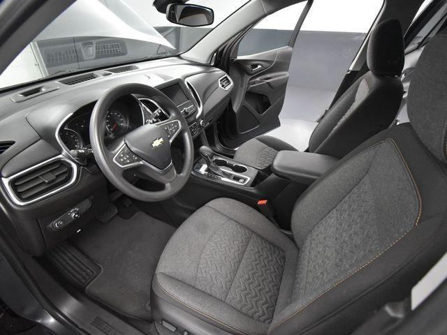 Photo of 2022 Gray Chevrolet Equinox