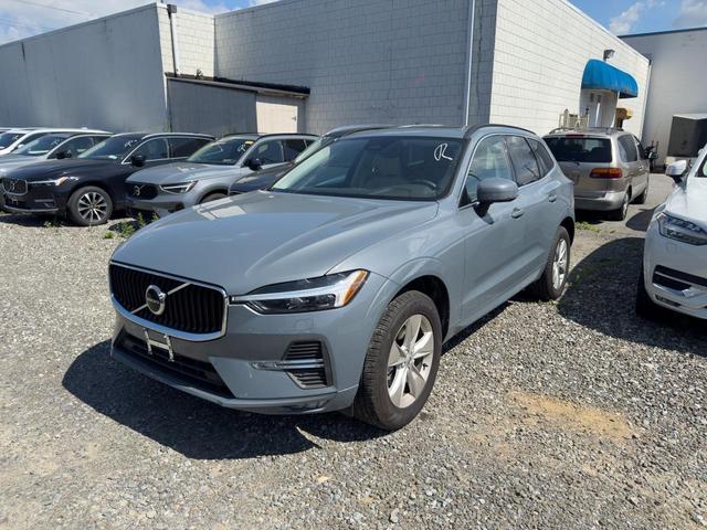 Photo of 2022 Thunder Gray Metallic Volvo XC60