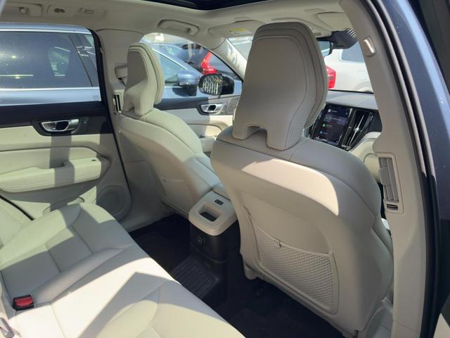 Photo of 2024 Denim Blue Volvo XC60 Recharge Plug-In Hybrid