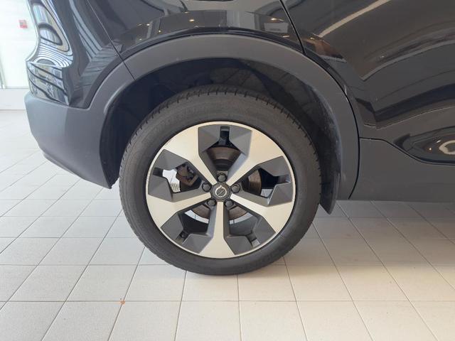Photo of 2023 Onyx Black Volvo XC40
