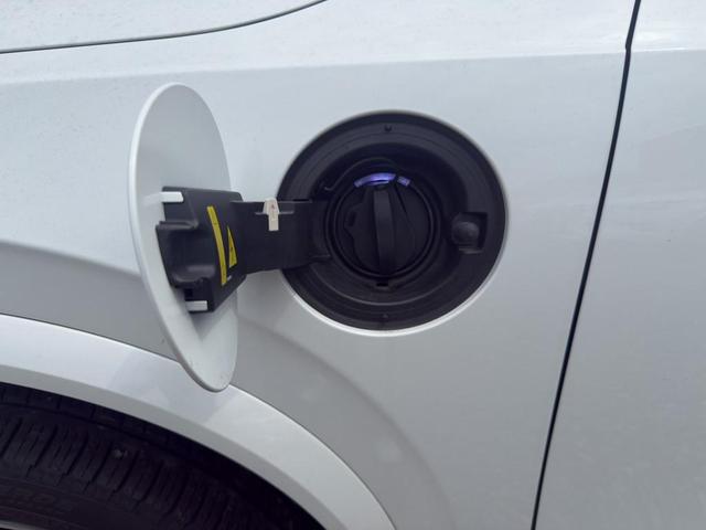 Photo of 2023 Crystal White Volvo XC90 Recharge Plug-In Hybrid
